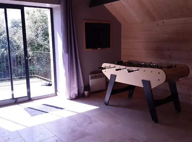 Le Nid D'ete Apartmán Montcléra