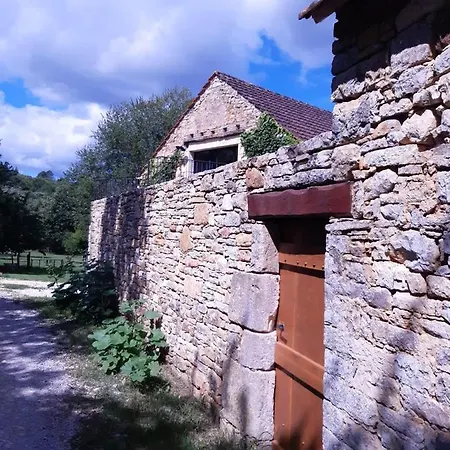 Le Nid D'ete * Montcléra